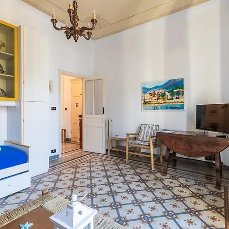 Appartement Hostdomus - Dante